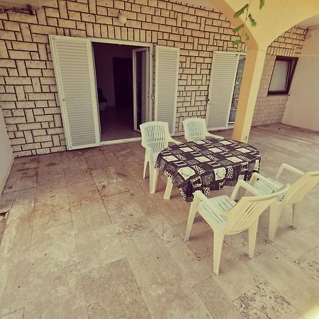 Haus Maro Appartement Supetarska Draga Kamer foto